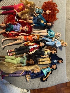 Disney Assorted Fashion Dolls - Red, Blonde, Black, Brown, Auburn, Green, Blue